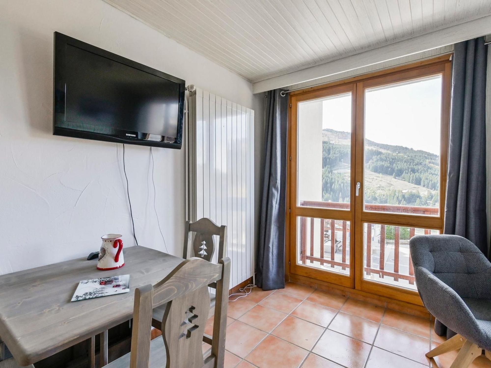 Apartment 2 Pieces Au Centre De Courchevel, Skis Aux Pieds, Animaux Admis - Fr-1-514-65
